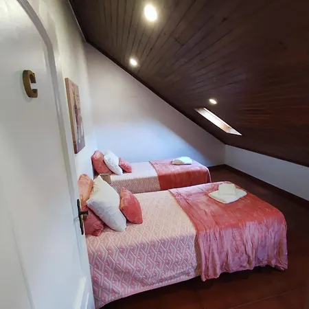 Alenquer, 3-bedroom In Santa Catarina Alenquer
