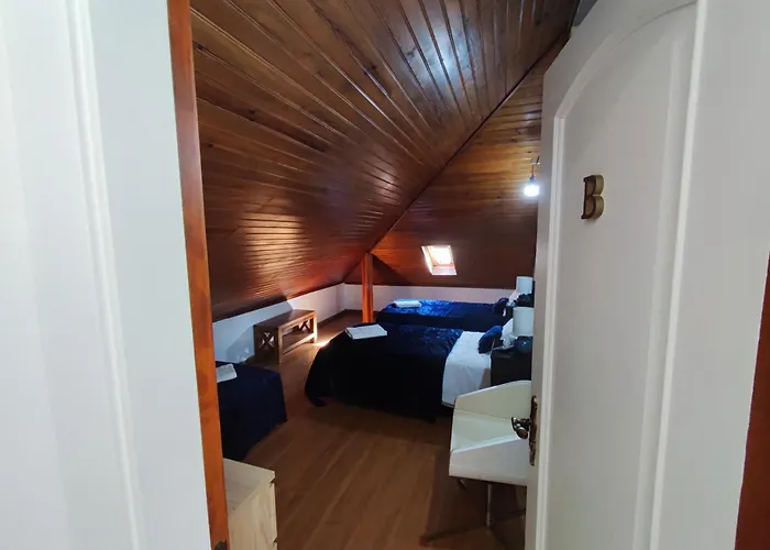 Alenquer, 3-Bedroom Apartment In Alojamento Santa Catarina Апартаменты *