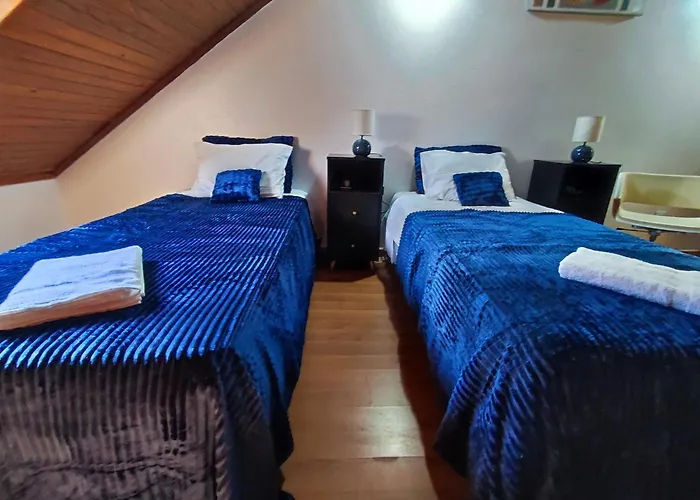 Alenquer, 3-Bedroom Apartment In Alojamento Santa Catarina Апартаменты