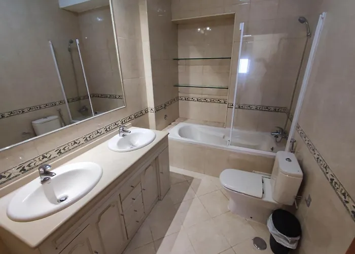 Alenquer, 3-bedroom In Santa Catarina Lägenhet *